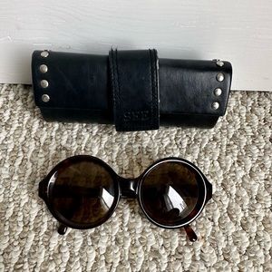 See Sunglasses Excellent Condition No Scratches Dark Brown Tortoise